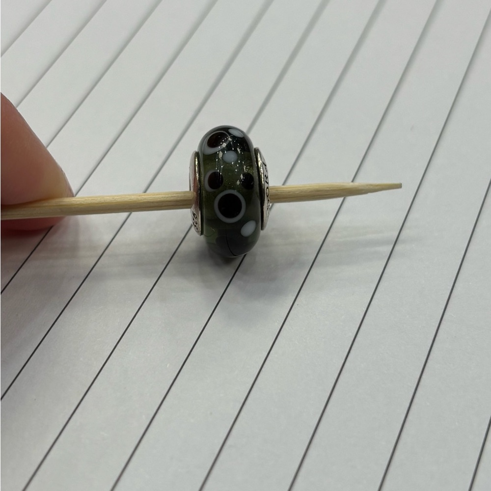 Authentic Pandora Retired Black Bubbles Murano Glass Charm 790691